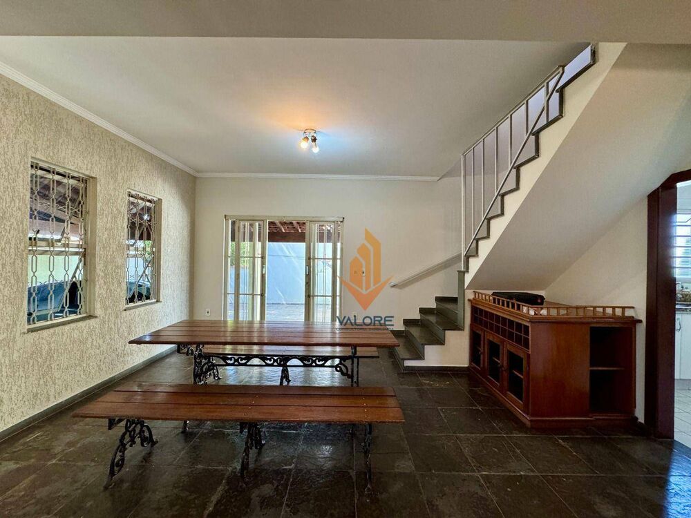 Casa, 4 quartos, 216 m² - Foto 4