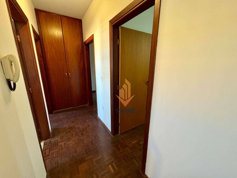 Casa, 4 quartos, 216 m² - Foto 3