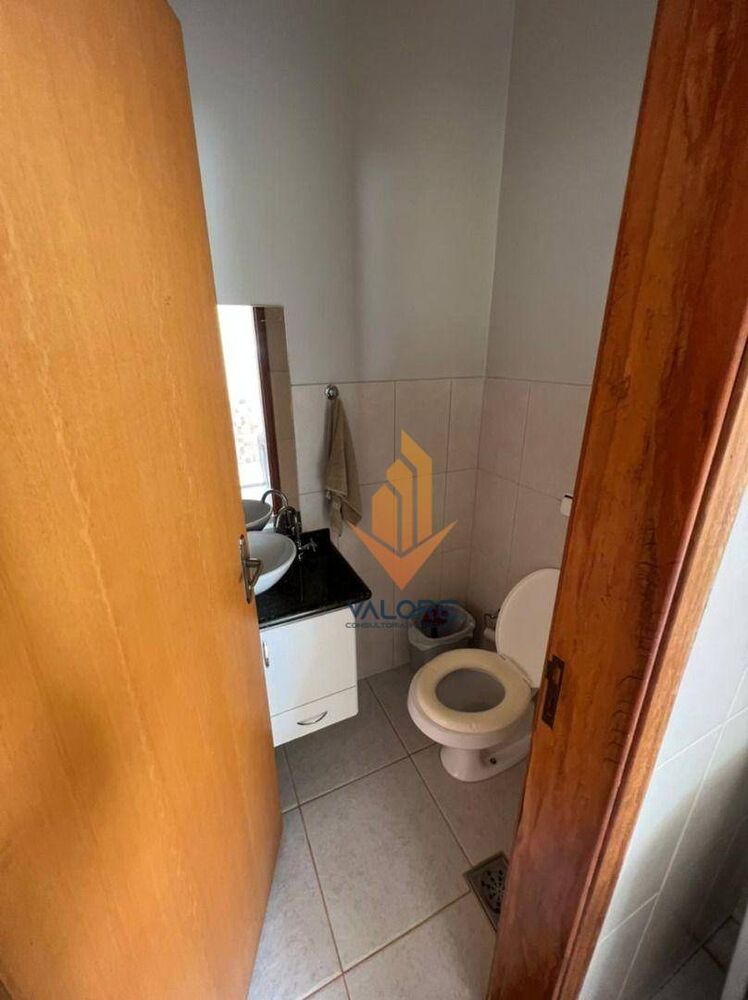 Casa, 3 quartos, 168 m² - Foto 2