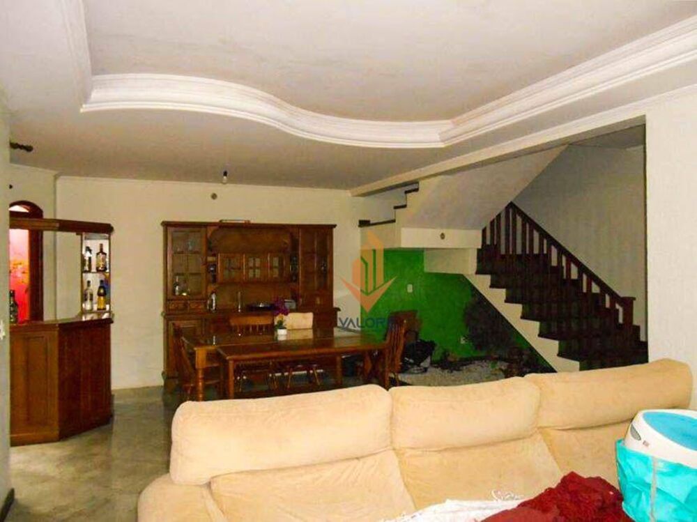 Casa, 4 quartos, 230 m² - Foto 4