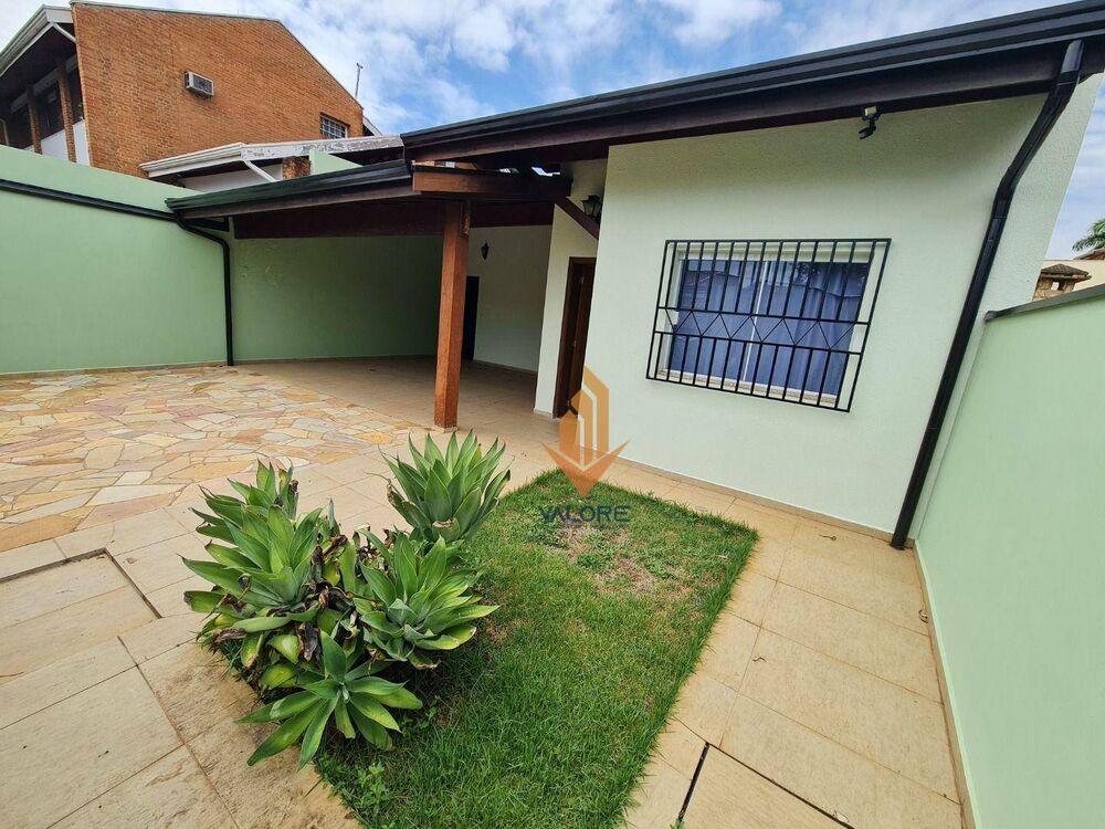 Casa, 3 quartos, 238 m² - Foto 3