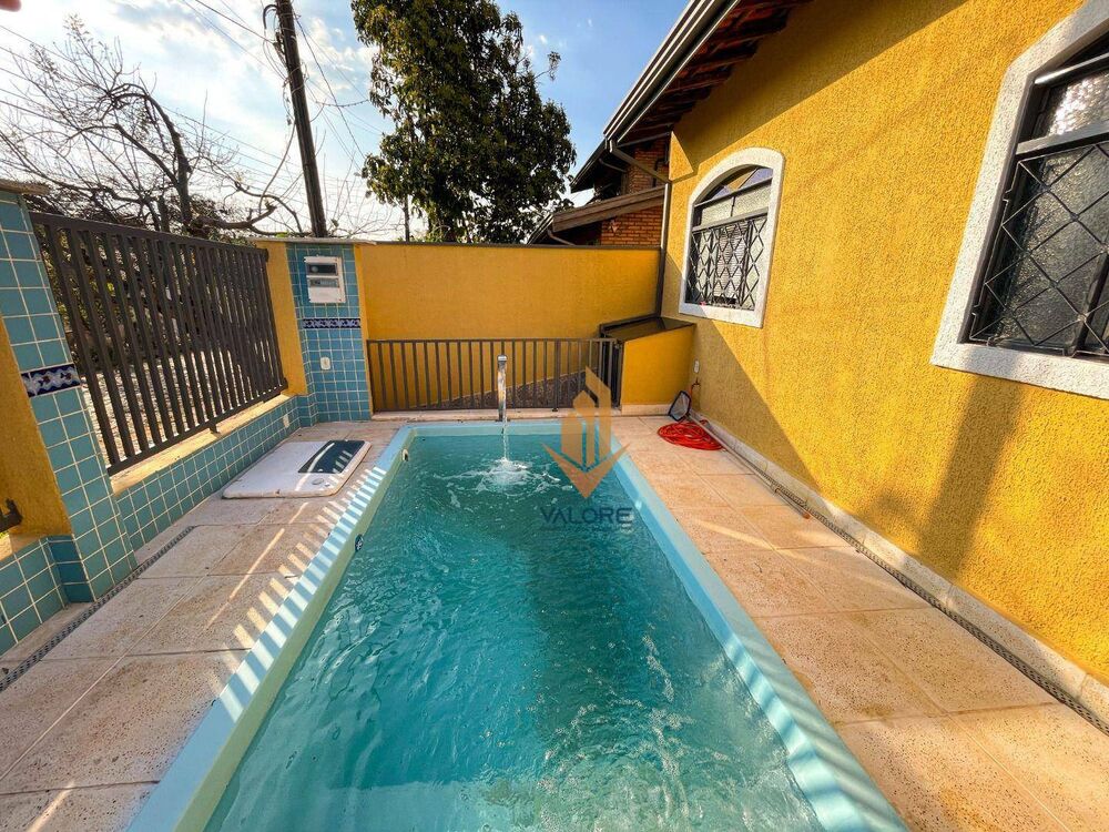 Casa à venda com 3 quartos, 162m² - Foto 4