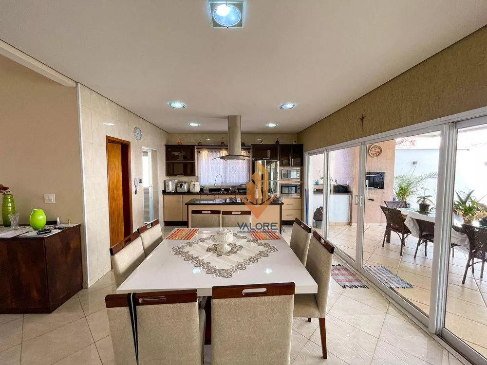 Casa, 3 quartos, 255 m² - Foto 20