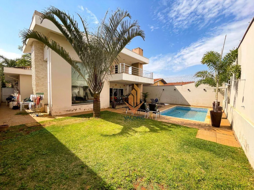 Casa, 3 quartos, 255 m² - Foto 4