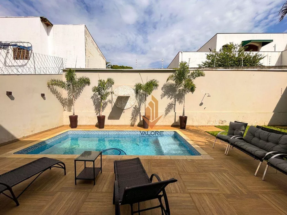 Casa, 3 quartos, 255 m² - Foto 24