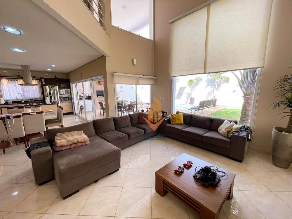 Casa, 3 quartos, 255 m² - Foto 12