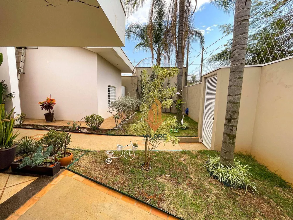 Casa, 3 quartos, 255 m² - Foto 19