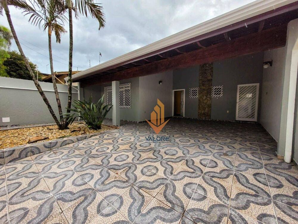 Casa, 3 quartos, 286 m² - Foto 1