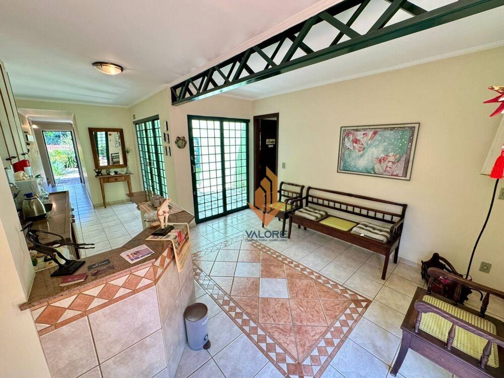 Casa, 4 quartos, 227 m² - Foto 4