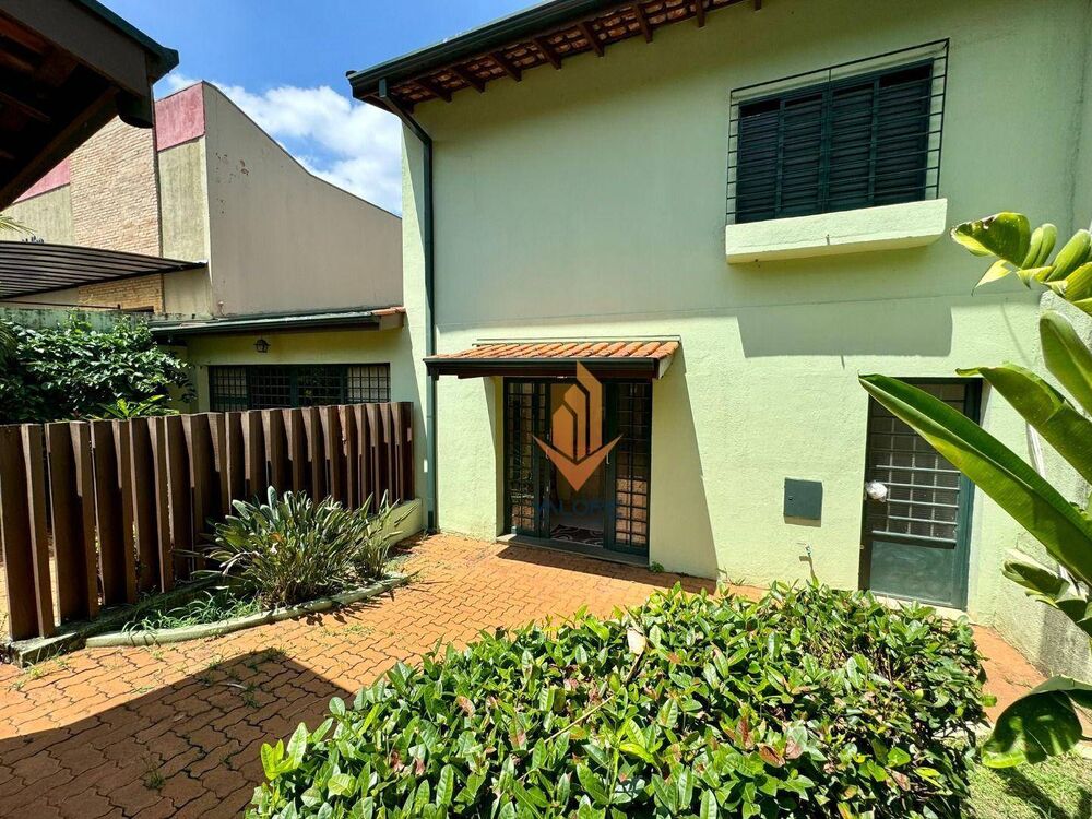 Casa, 4 quartos, 227 m² - Foto 2