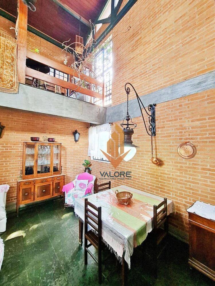 Casa, 9 quartos, 382 m² - Foto 2