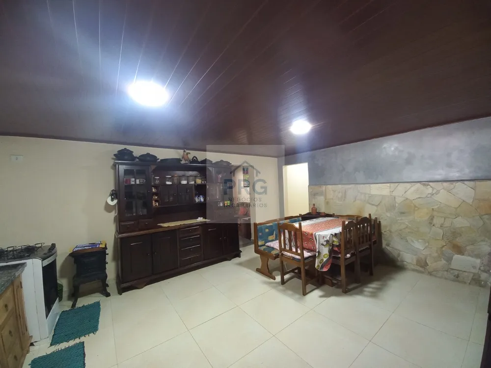 Chácara, 3 quartos, 8000 m² - Foto 1