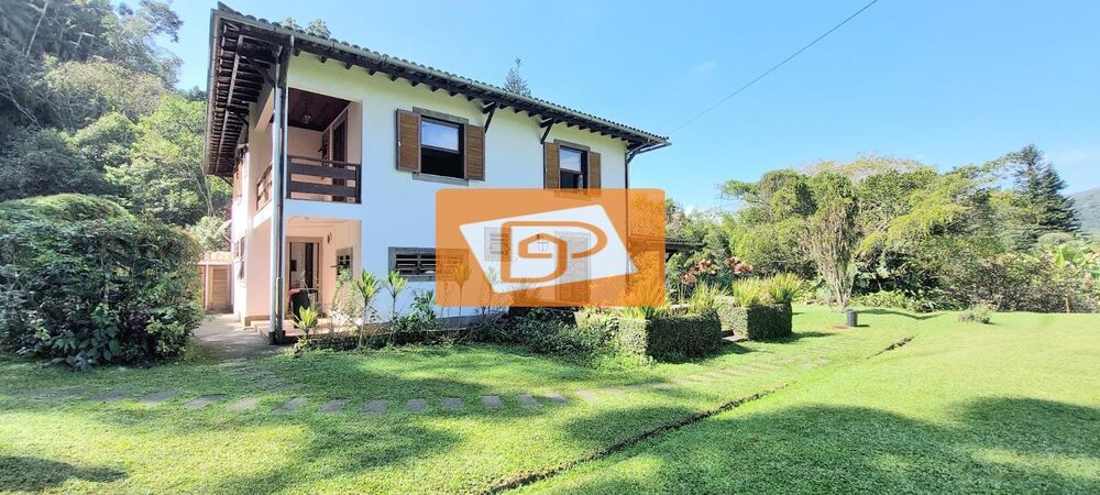 Casa à venda com 6 quartos, 294m² - Foto 2