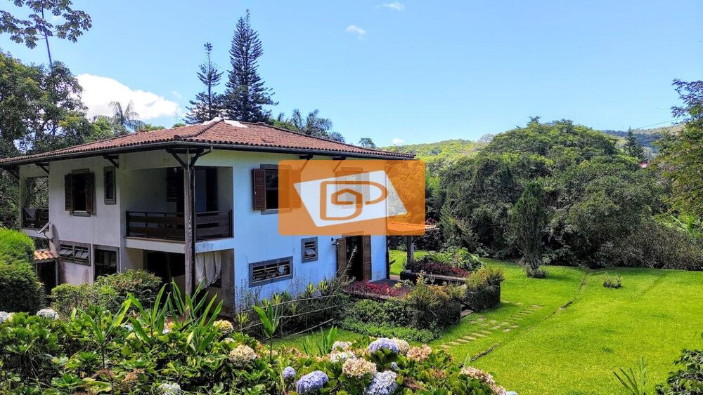 Casa à venda com 6 quartos, 294m² - Foto 17