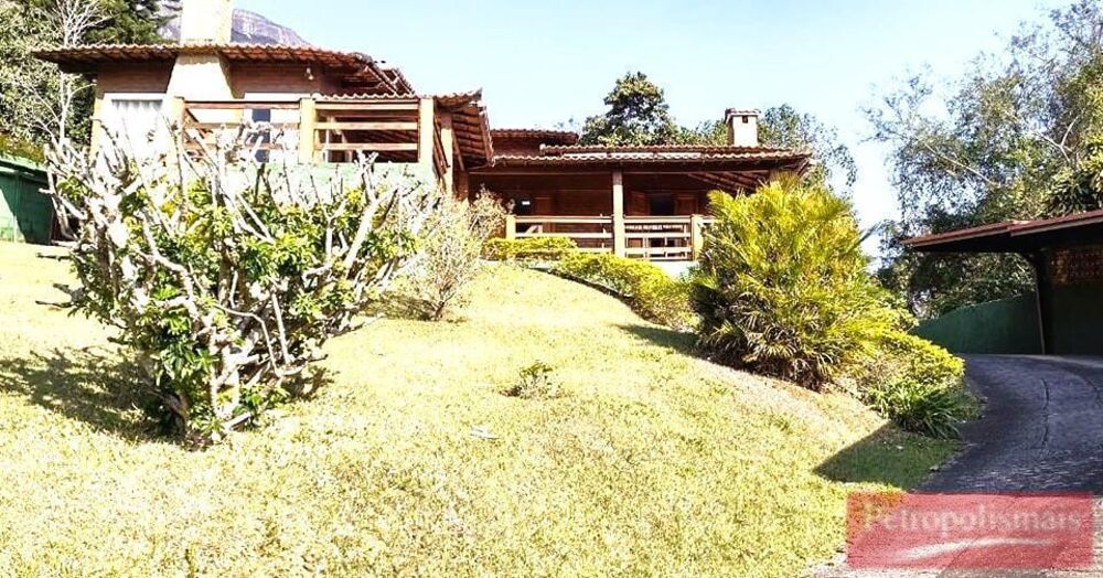 Casa à venda com 3 quartos, 254m² - Foto 3