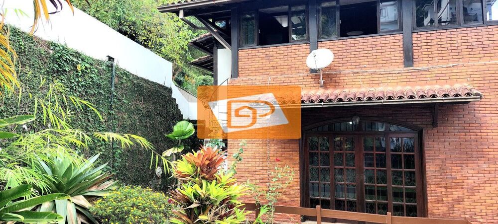 Casa para alugar com 6 quartos, 300m² - Foto 3