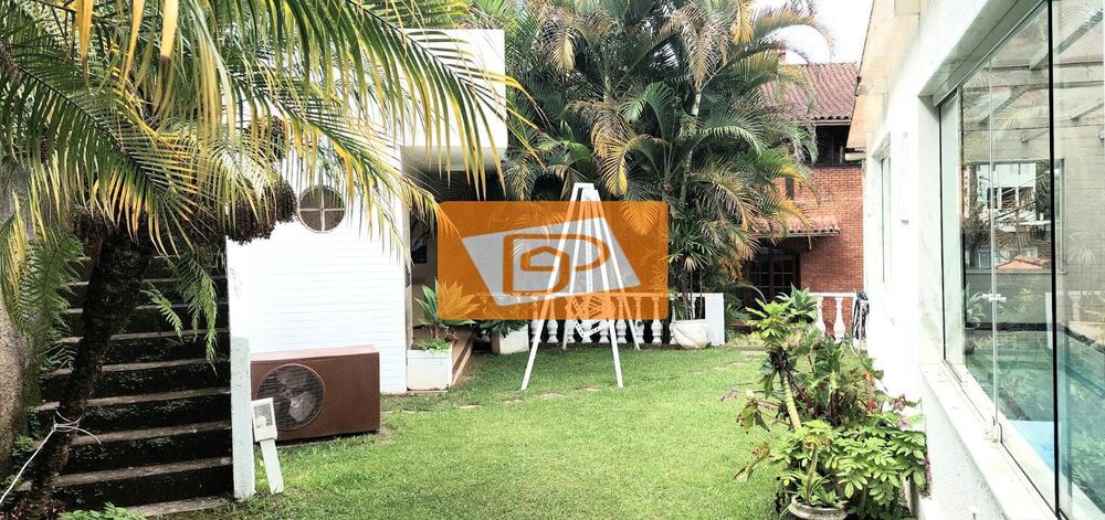 Casa para alugar com 6 quartos, 300m² - Foto 4
