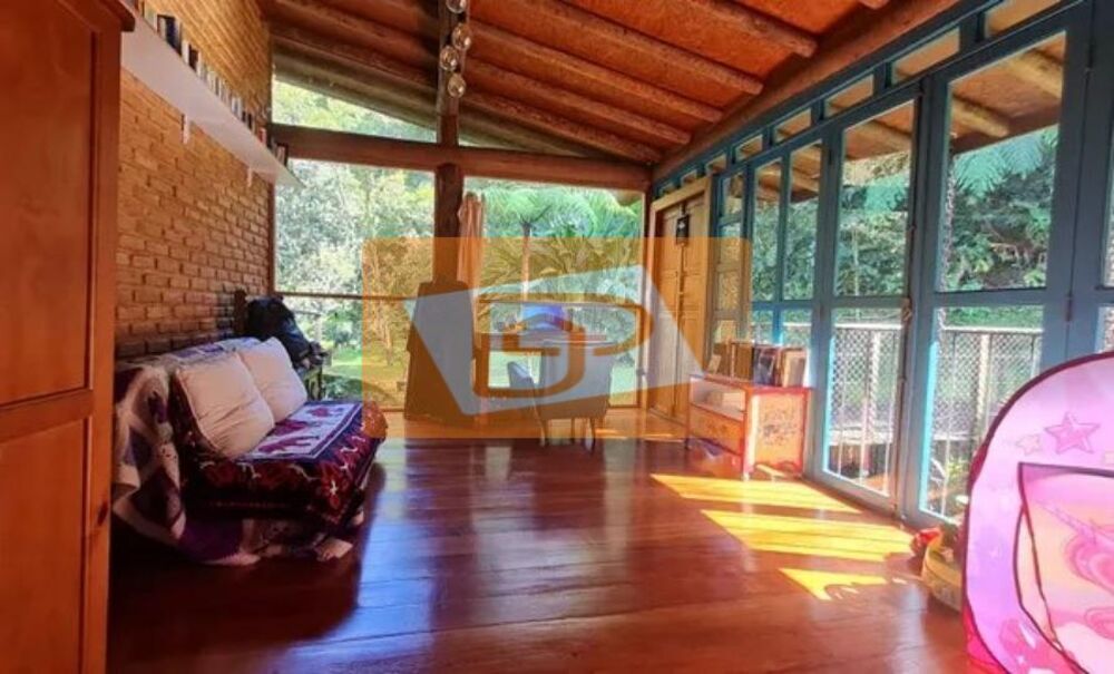 Casa de Condomínio à venda com 2 quartos, 140m² - Foto 2