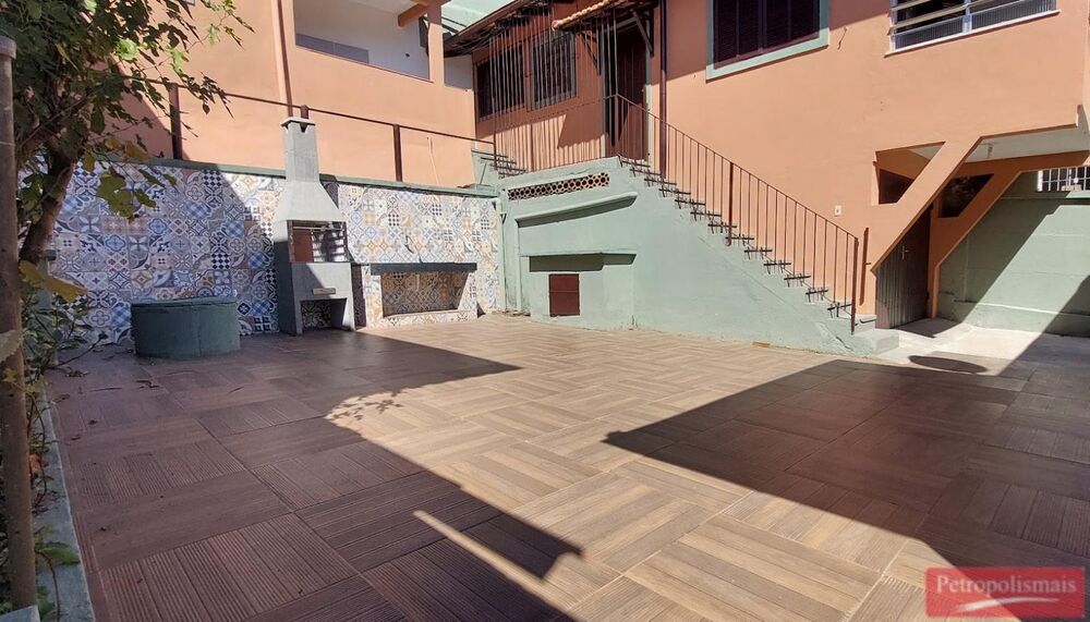 Casa à venda com 3 quartos, 130m² - Foto 11