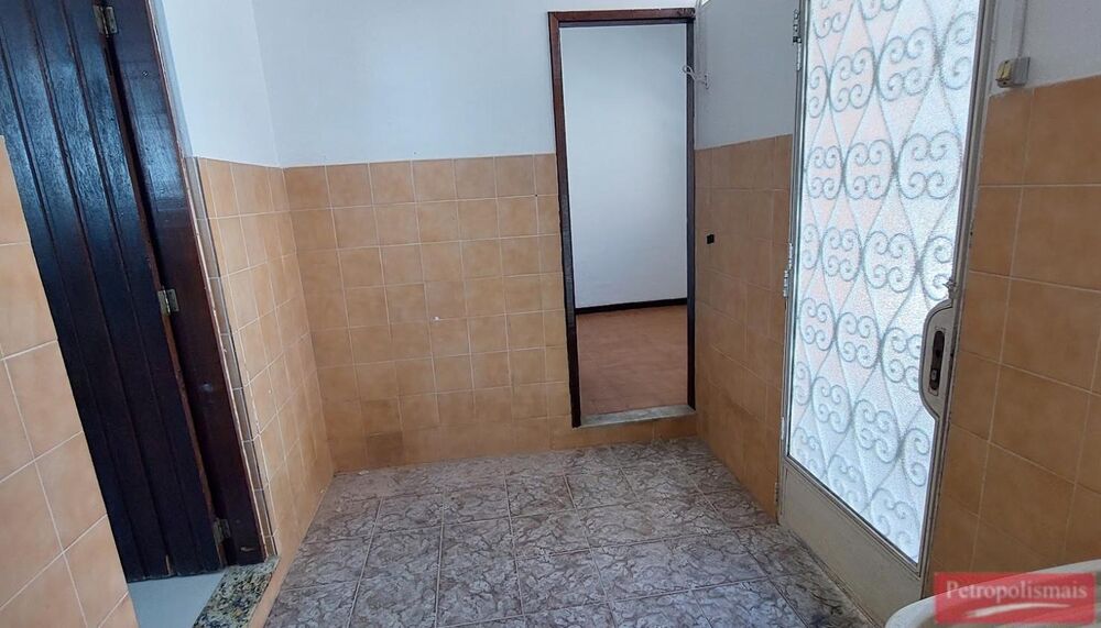Casa à venda com 3 quartos, 130m² - Foto 9