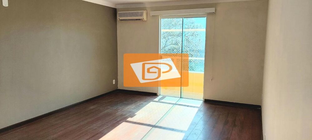 Casa à venda com 4 quartos, 430m² - Foto 18