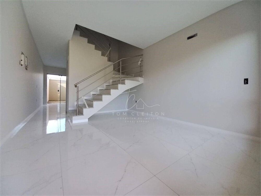 Sobrado à venda com 2 quartos, 106m² - Foto 2