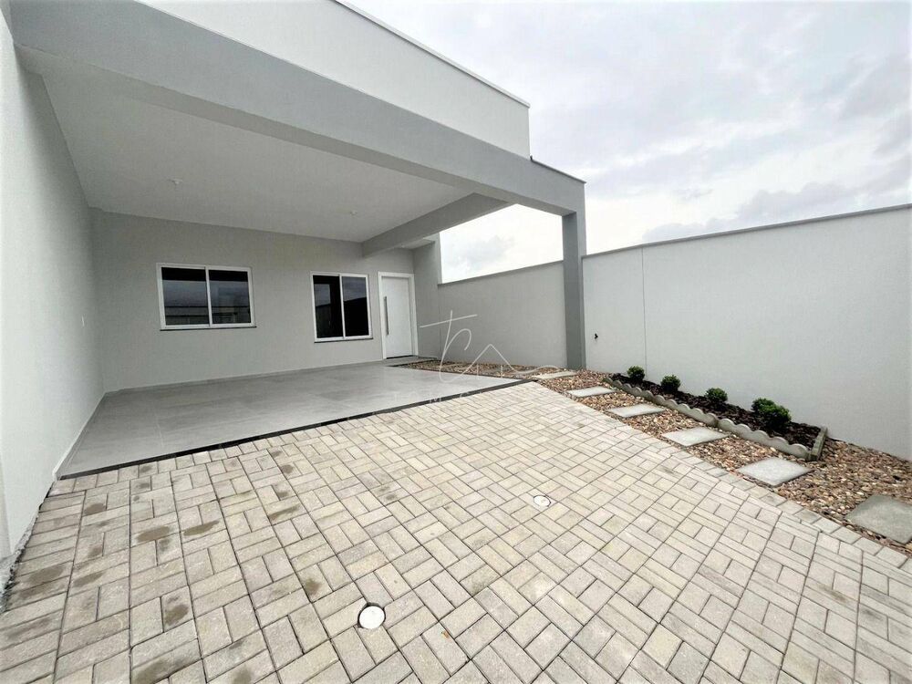 Casa à venda com 2 quartos, 75m² - Foto 2