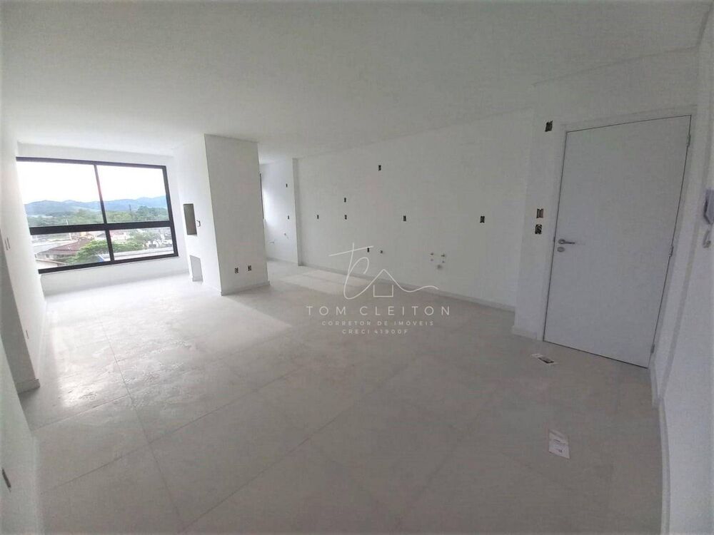 Apartamento à venda com 3 quartos, 82m² - Foto 3