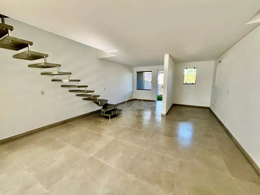 Sobrado à venda com 3 quartos, 125m² - Foto 4