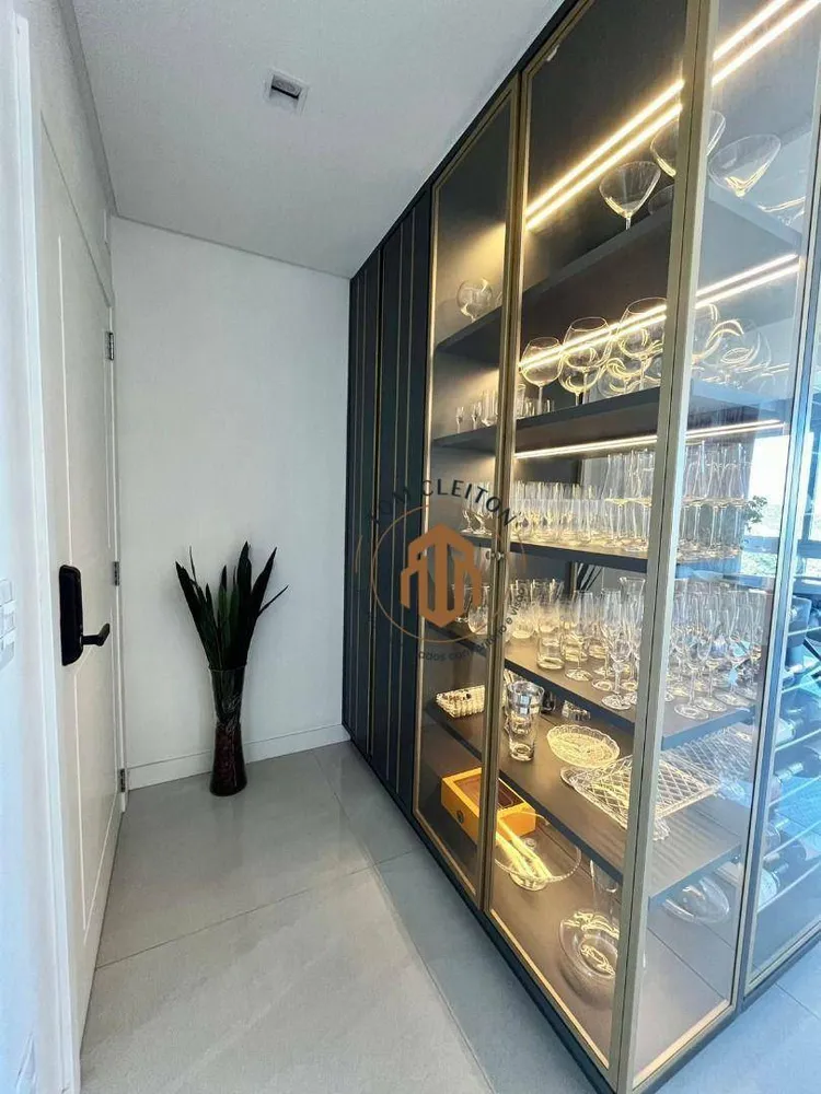 Apartamento, 3 quartos, 165 m² - Foto 8