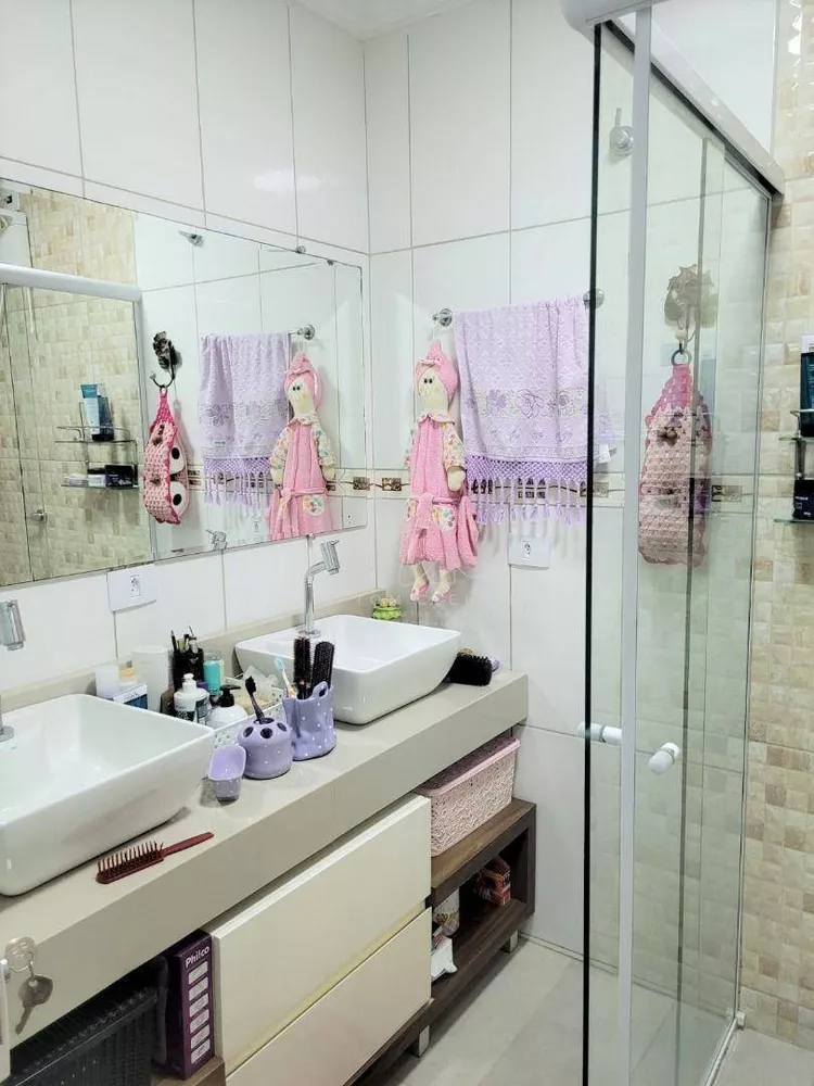 Casa, 3 quartos, 203 m² - Foto 11