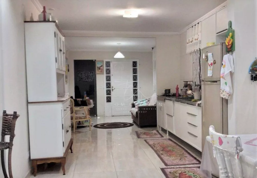 Casa, 3 quartos, 203 m² - Foto 4