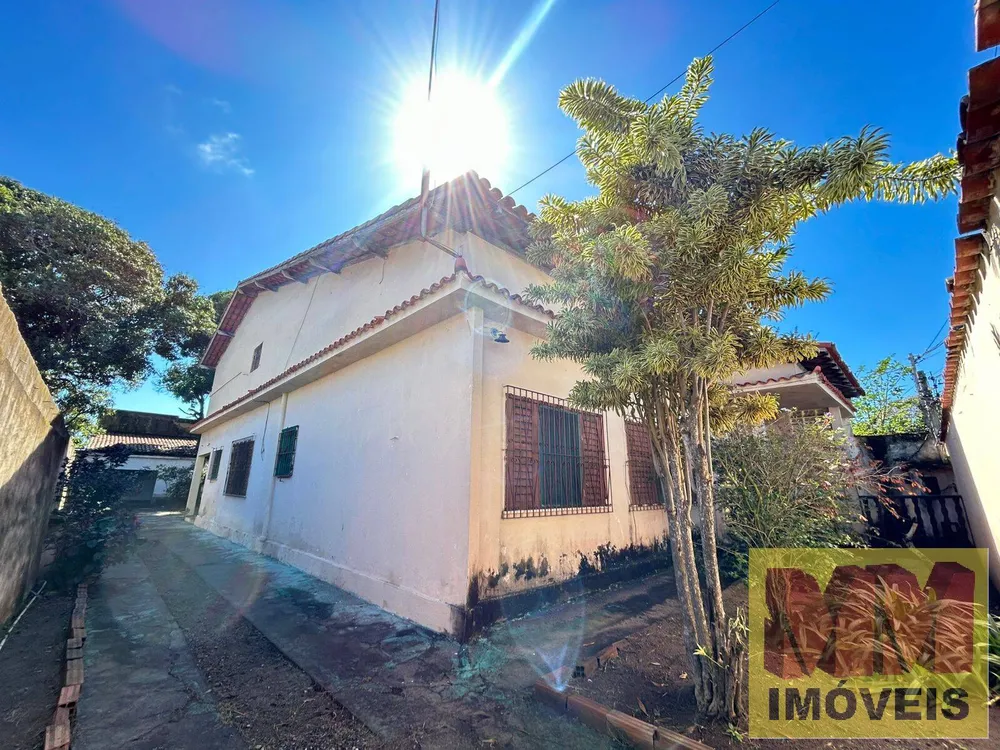 Casa, 6 quartos, 450 m² - Foto 1