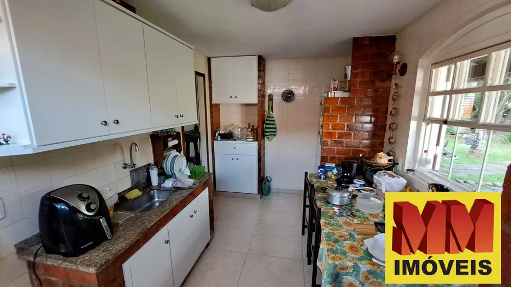 Casa, 4 quartos, 270 m² - Foto 23