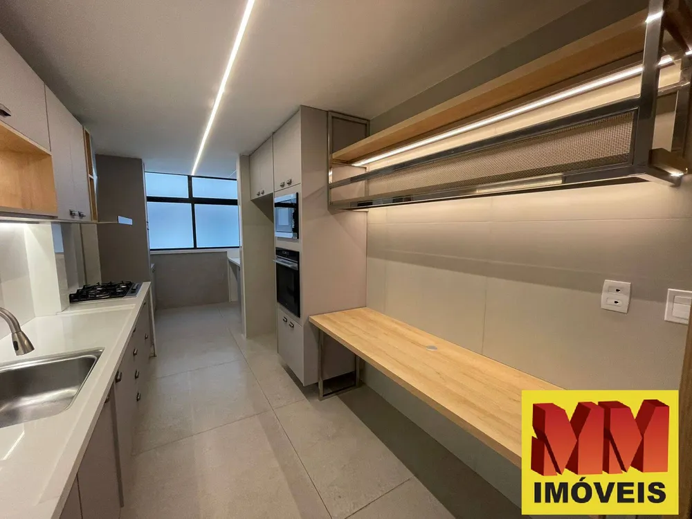 Apartamento, 3 quartos, 260 m² - Foto 12