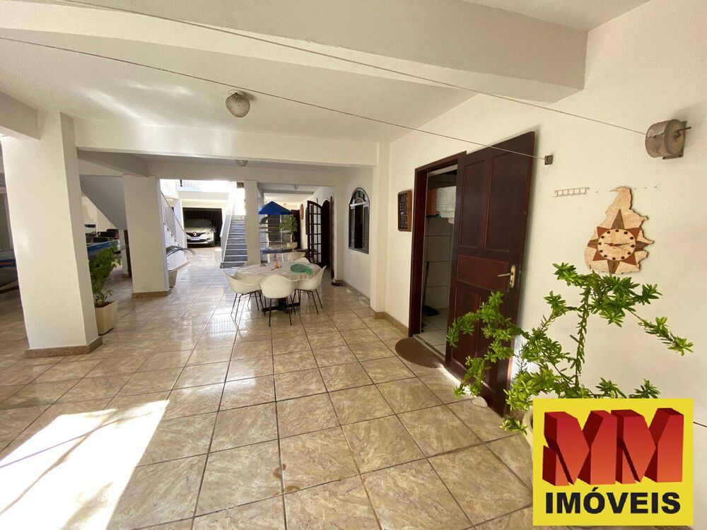 Casa, 6 quartos, 272 m² - Foto 2
