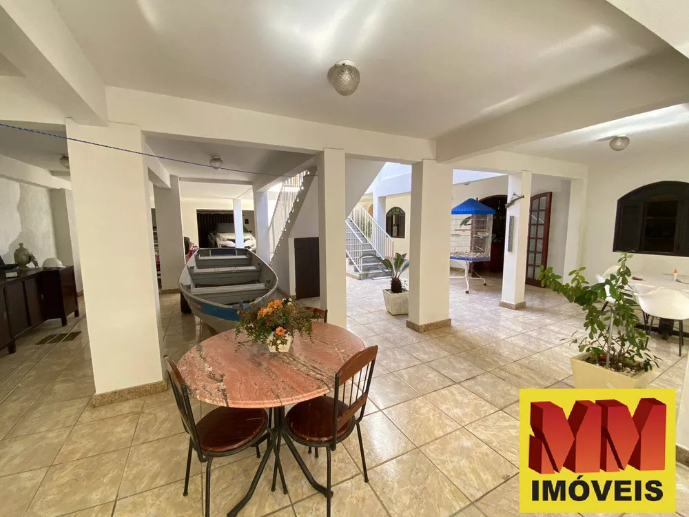 Casa, 6 quartos, 272 m² - Foto 10