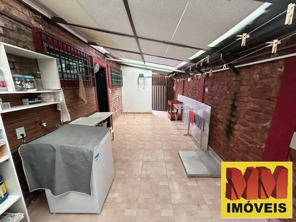 Casa, 6 quartos, 258 m² - Foto 8