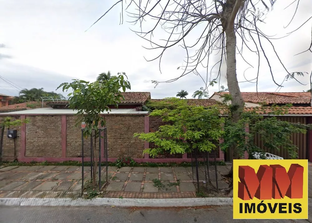 Casa, 6 quartos, 258 m² - Foto 1