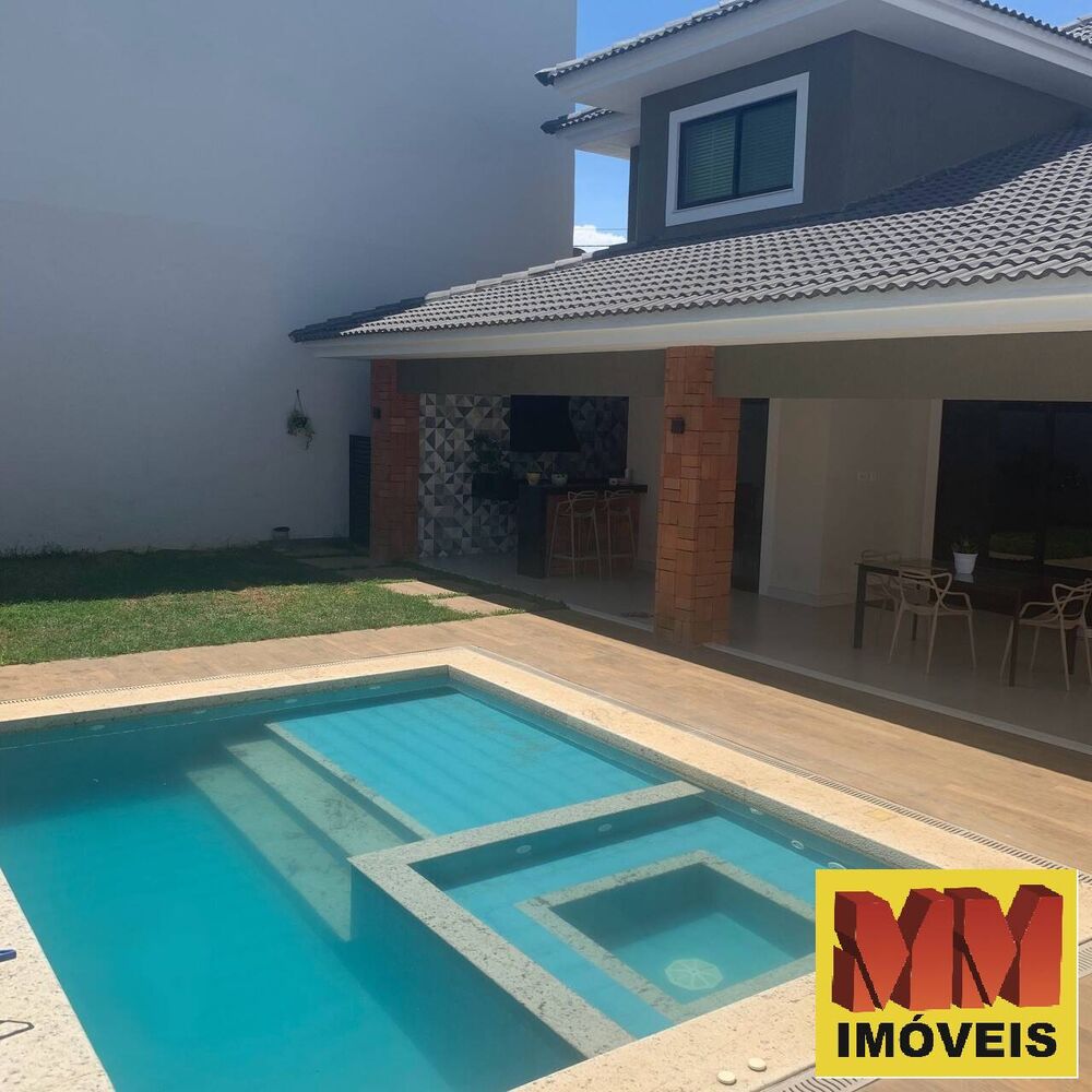 Casa à venda com 4 quartos, 326m² - Foto 1