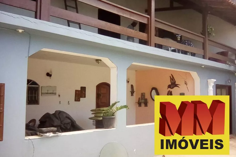 Casa à venda com 3 quartos, 200m² - Foto 2