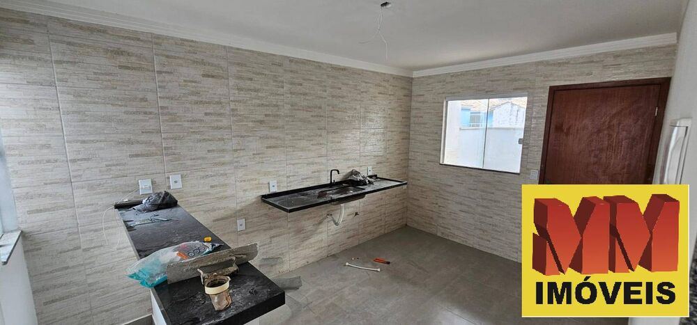 Casa à venda com 3 quartos, 88m² - Foto 2