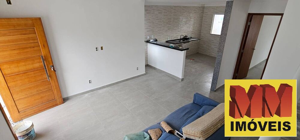 Casa à venda com 3 quartos, 88m² - Foto 1
