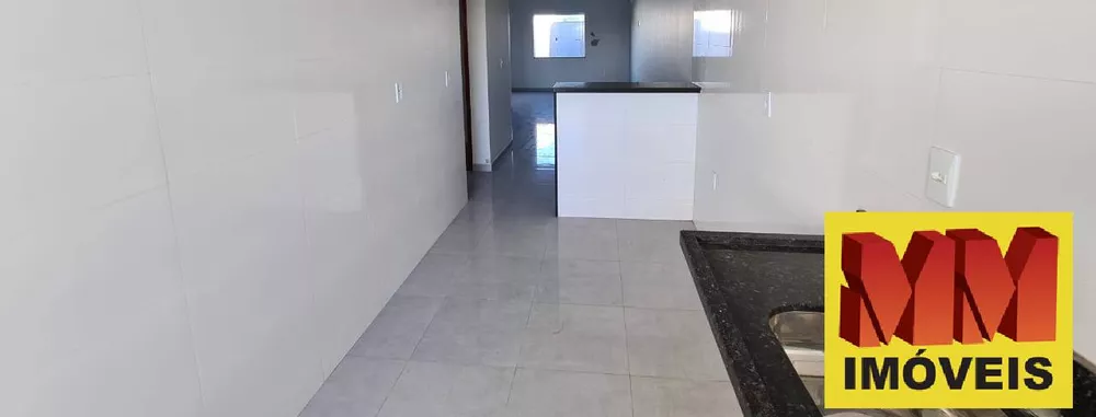 Casa à venda com 2 quartos, 90m² - Foto 4