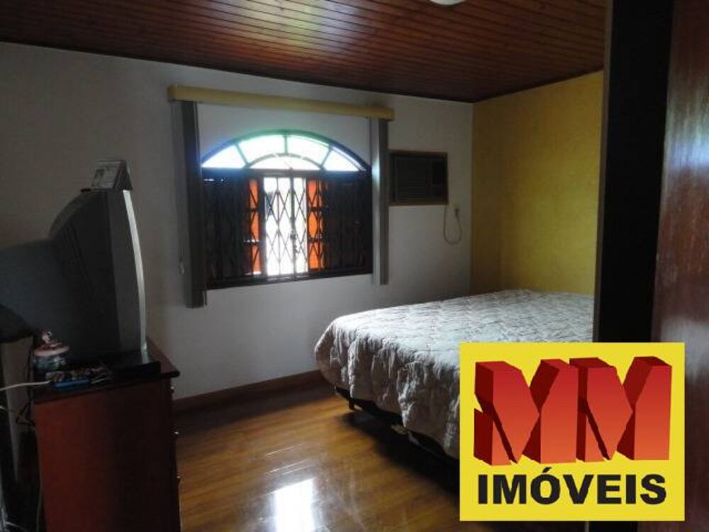Casa à venda com 3 quartos, 107m² - Foto 4