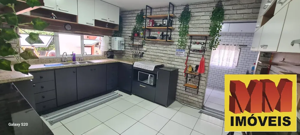 Casa, 4 quartos, 250 m² - Foto 9