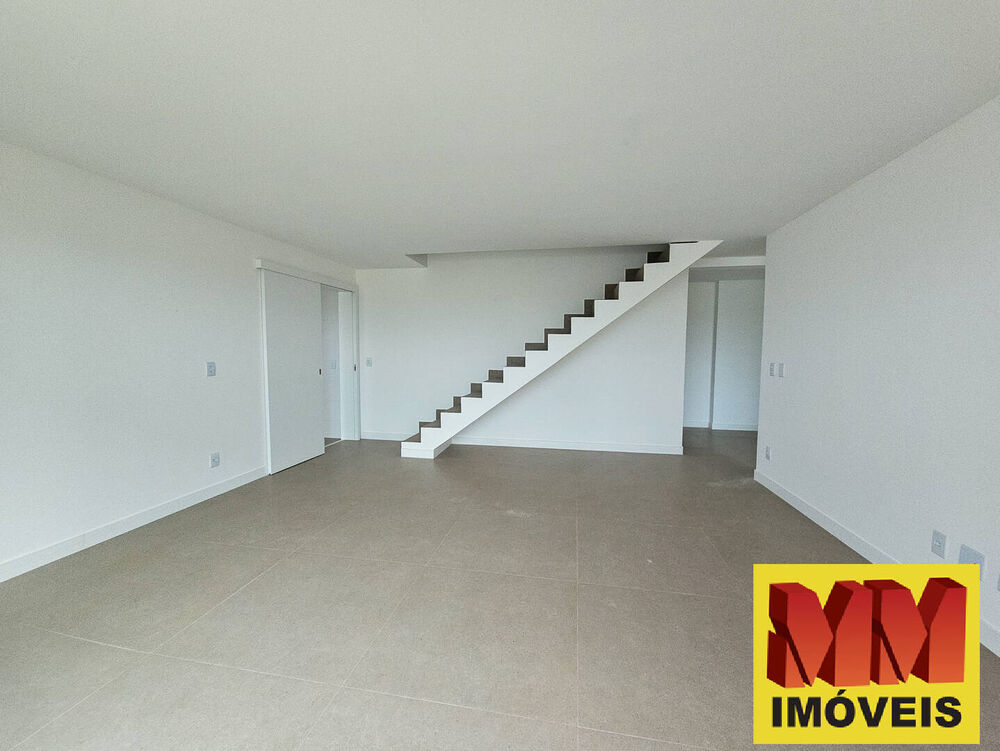 Cobertura, 3 quartos, 248 m² - Foto 2