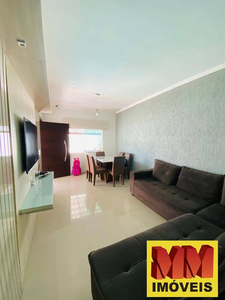 Casa à venda com 3 quartos, 150m² - Foto 1