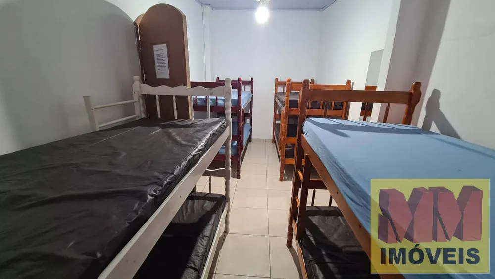 Casa, 10 quartos, 258 m² - Foto 1