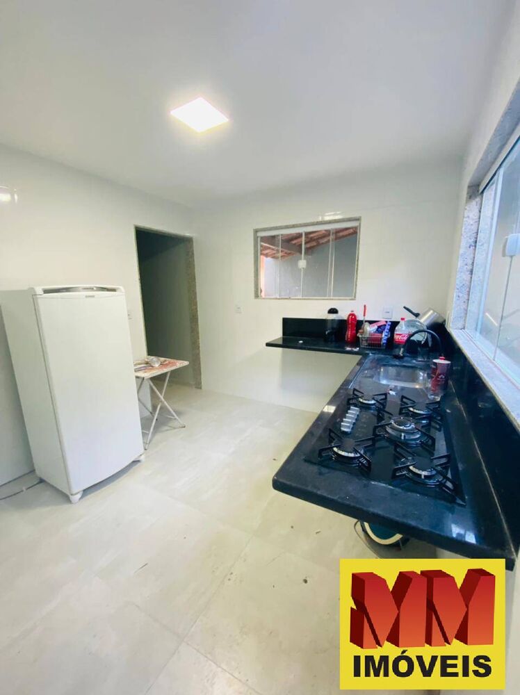 Casa à venda e aluguel com 3 quartos, 103m² - Foto 1